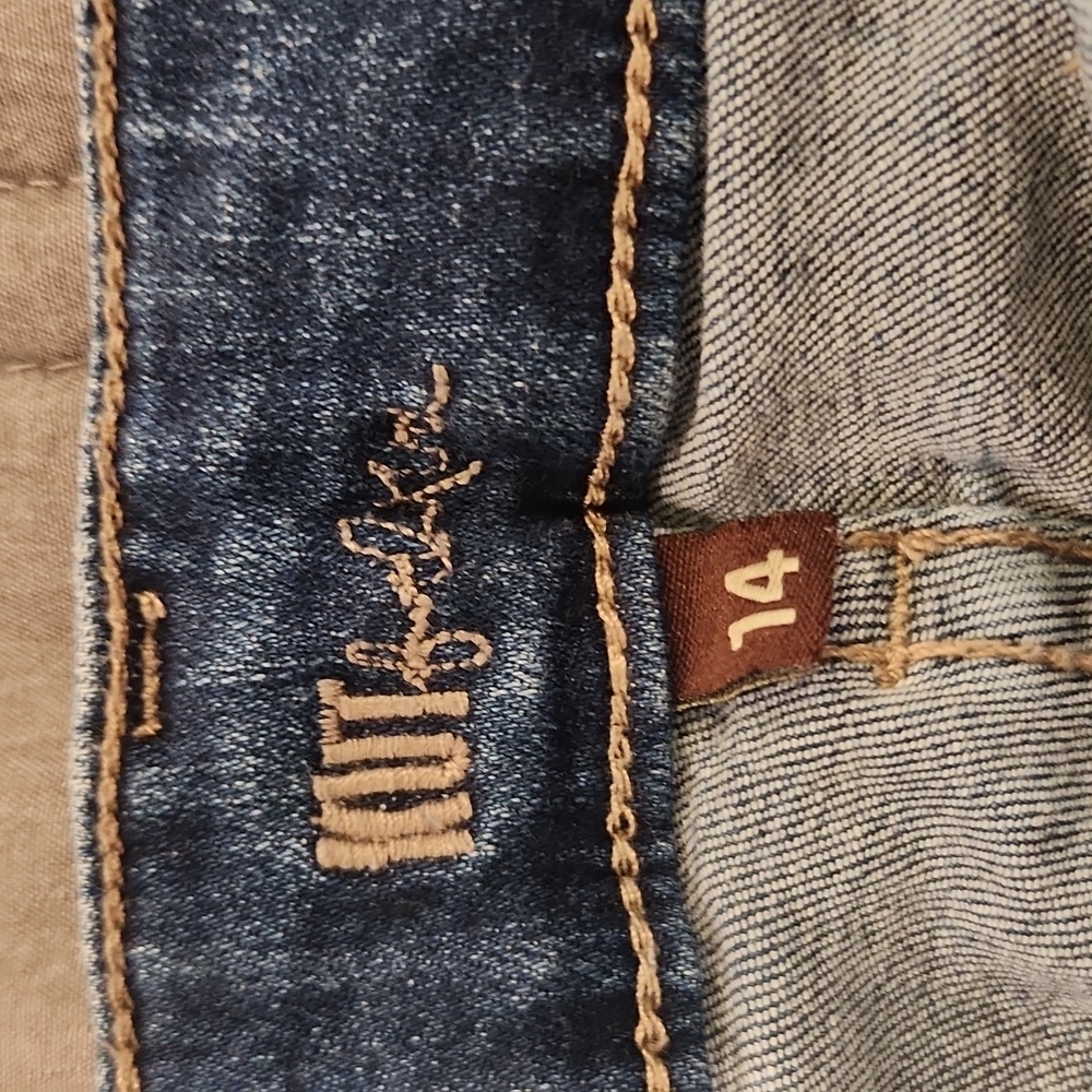 Kut from the Kloth Distressed Denim Cropped Jeans - Picture 2 of 10